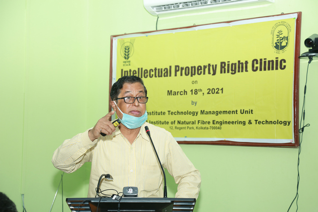 Dr. S. Mitra,  Ex. Deputy Controller of Patent & Design delivering his lecture